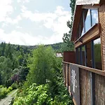 House - Na Kurzej Lapce *