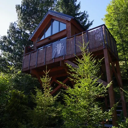 House - Na Kurzej Lapce *