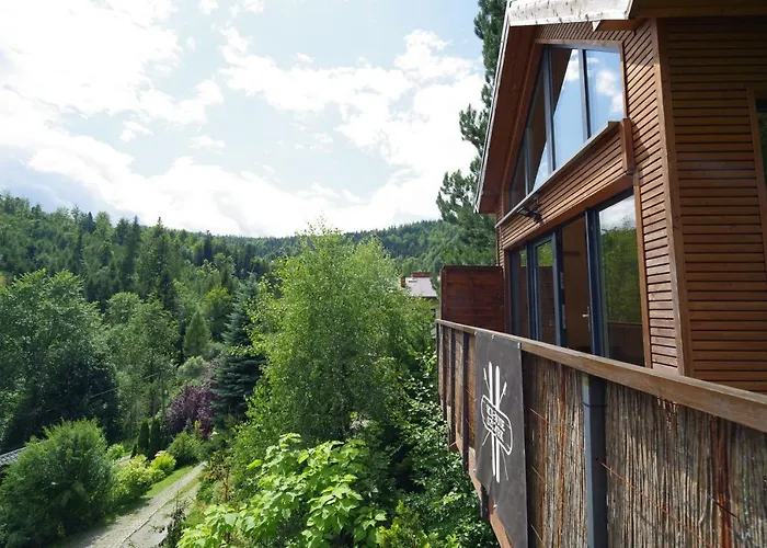 House - Na Kurzej Lapce *