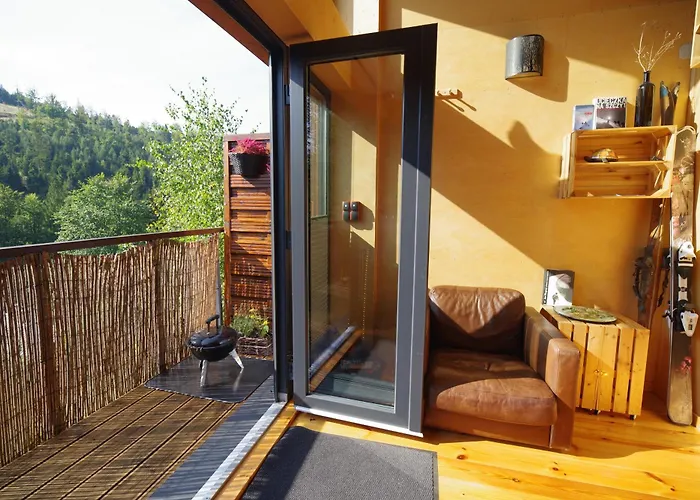 House - Na Kurzej Lapce *