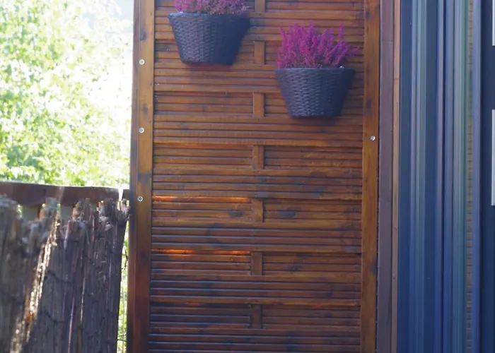 House - Na Kurzej Lapce *